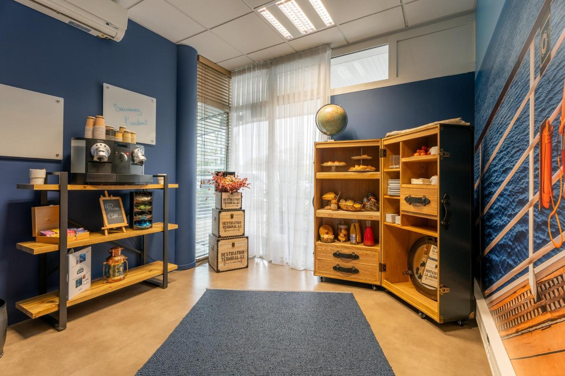 Kyriad Prestige Vannes Centre-Palais Des Arts Luaran gambar